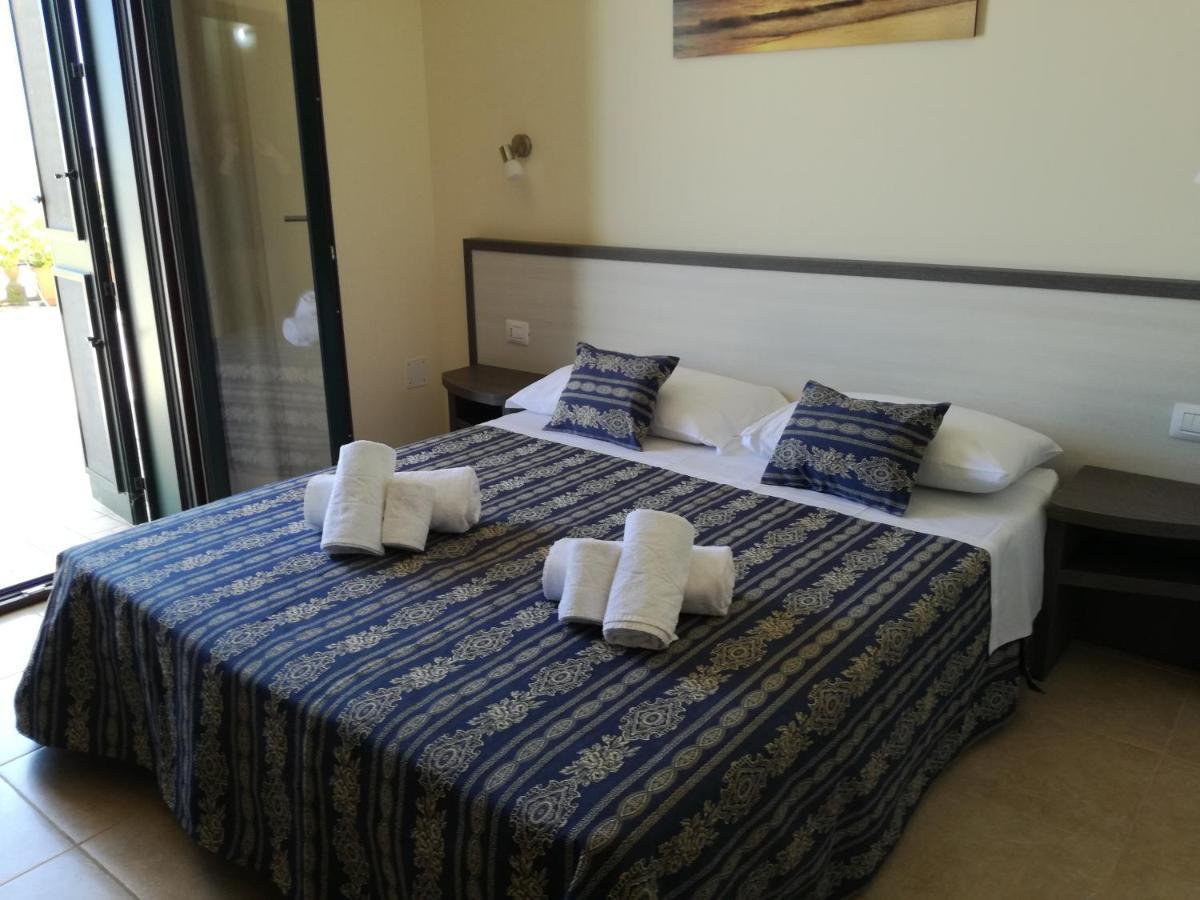 B&B Hotel Helios Уджано-ла-К'єза Екстер'єр фото