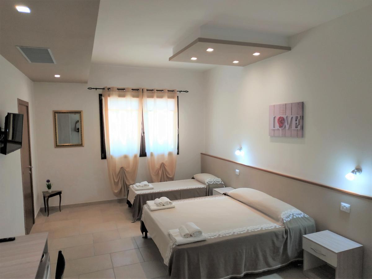 B&B Hotel Helios Уджано-ла-К'єза Екстер'єр фото